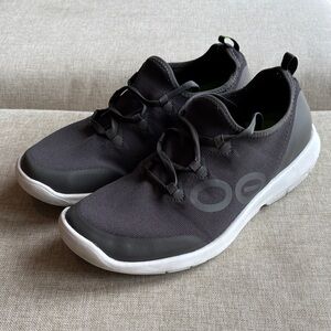 OOFOS OOMG SPORT LS LOW SHOE MENS SIZE 10